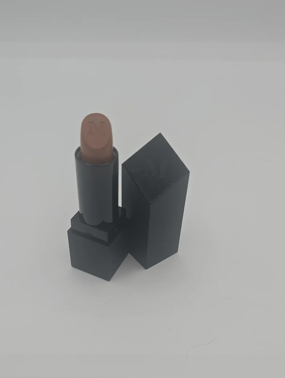 Morphe Mega Matte Lipstick - 